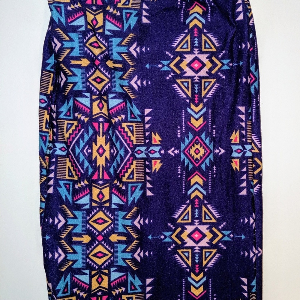 NWOT Buskins Leggings Kids M